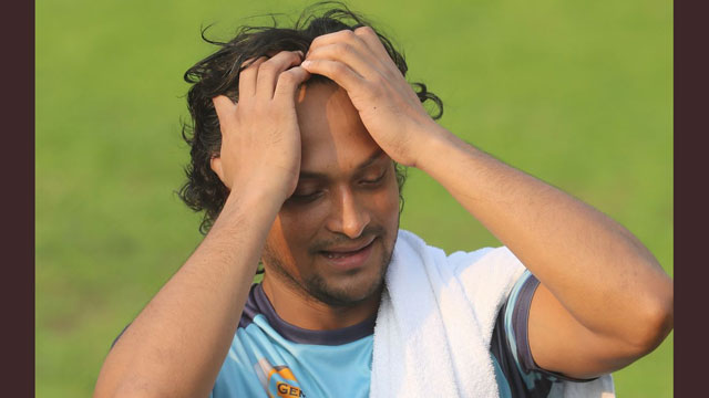 বলিউড থেকে নির্মিত হবে সাকিবের বায়োপিক