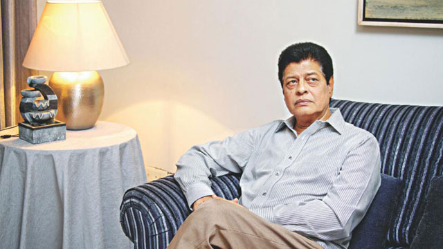 আইসিইউতে অচেতন হয়ে আছেন অভিনেতা ফারুক