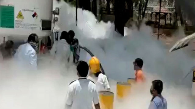 হাসপাতালে অক্সিজেন ট্যাঙ্কার লিক হয়ে নিহত ২২