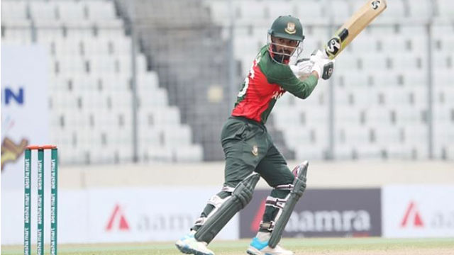 মিরপুরে তিন ম্যাচ সিরিজে টানা ব্যর্থতার পরও দলে লিটন দাস