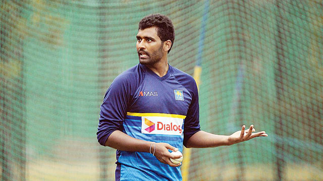 আন্তর্জাতিক ক্রিকেটকে বিদায় জানালেন পেরেরা
