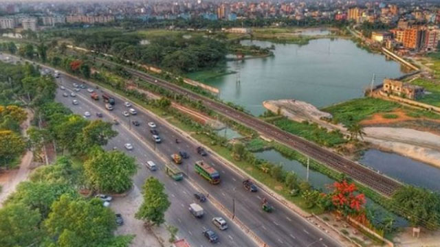 চট্টগ্রামে সরকারি নিষেধাজ্ঞায় সাড়া দিয়েছেন সাধারণ মানুষ
