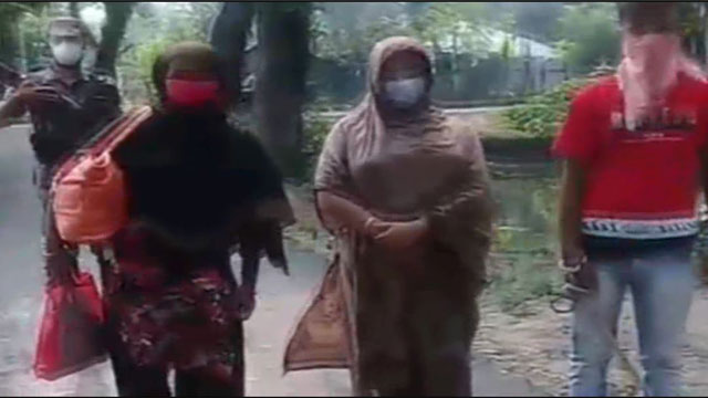 সাতক্ষীরার সীমান্ত এলাকা থেকে এক রোহিঙ্গাসহ ১০ জন আটক