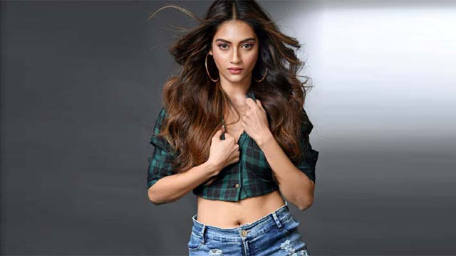 মা হচ্ছেন টলিউড অভিনেত্রী নুসরাত!
