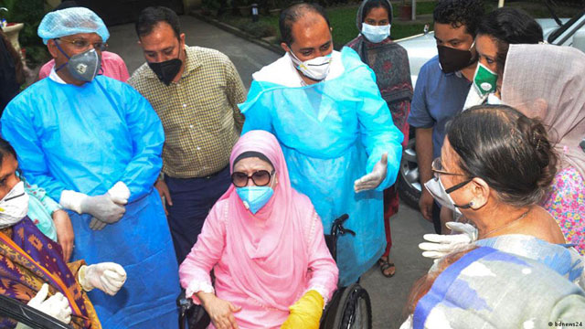 করোনা টিকা নিতে নিবন্ধন করেছেন বেগম খালেদা জিয়া