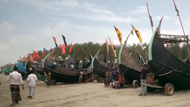 ঐতিহ‌্যের সাম্পান নৌকা