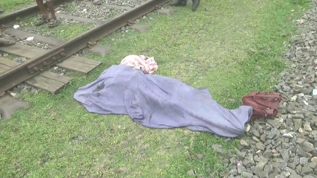 কুষ্টিয়ার কুমারখালীতে ট্রেনে কেটে গৃহবধুর আত্মহত্যা