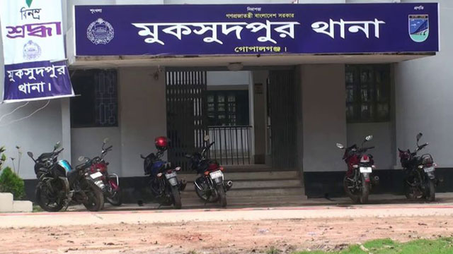 গোপালগঞ্জের বালু বোঝাই দুই ট্রাকের মুখোমুখি সংঘর্ষে যুবক নিহত