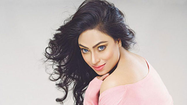 অবিবাহিত নায়িকাদের জামাইর অভাব হয় না: পপি
