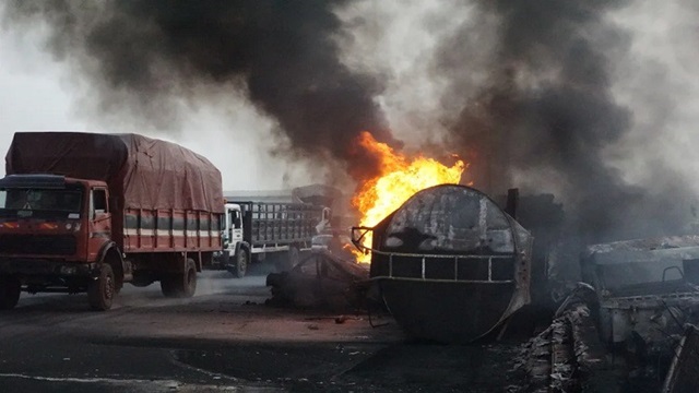 Nigeria fuel tanker explosion kills almost 100 news hunter 24