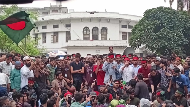 হাইকোর্ট, শিক্ষার্থী, বিচারপতি, পদত্যাগ দাবি, ছাত্র আন্দোলন,