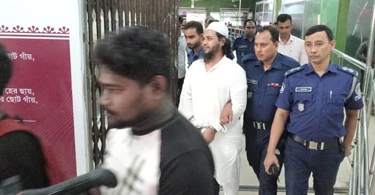 Newshunter24, India, arrest, Jubo League leader, Benapole,