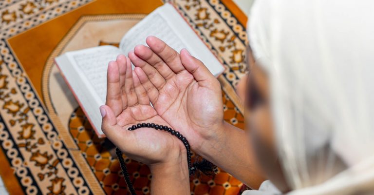 Newshunter24, Sleep, prayer, Allah, deeds,